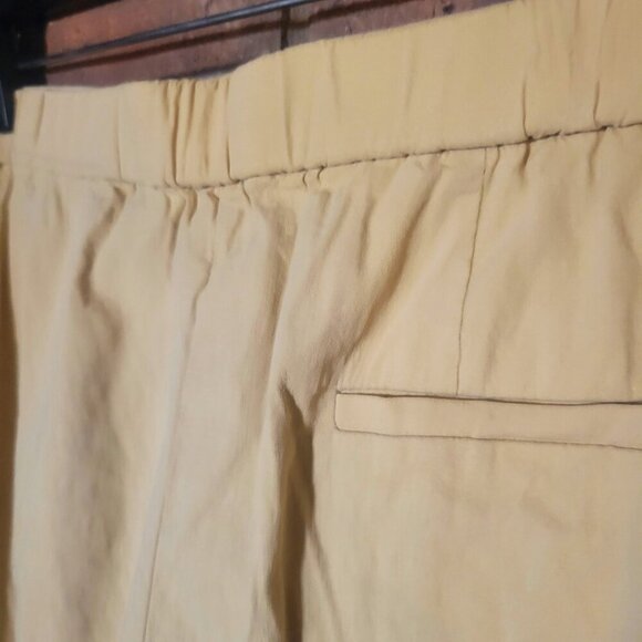 THEORY Treeca Pull-On Pant in Admiral Crepe - Color "Rice", Ankle - Size L - Picture 5 of 11